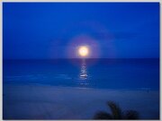 Cancun_moonrise_2014